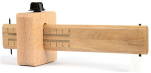 PINIE - Párhuzam vonalzó, mércével  170 mm